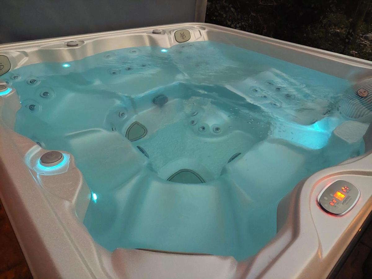 La Casa Rosa Di Segusino With Spa Jacuzzi In Garden Sequsino Extérieur photo