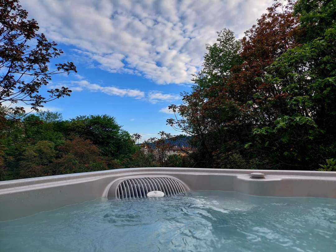 La Casa Rosa Di Segusino With Spa Jacuzzi In Garden Sequsino Extérieur photo